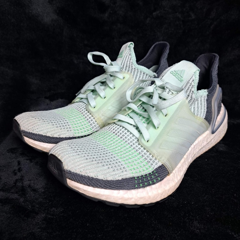 Womens Adidas Ultraboost 19 Ice Mint Green White Grey Shoes F35285 Size 9.5 - Picture 3 of 11
